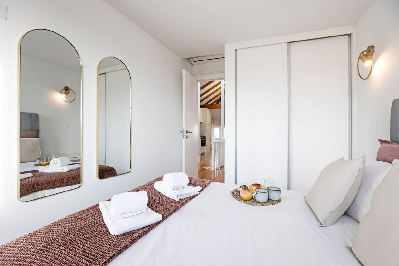 Modern Cativo Apartment By Lovelystay Porto Exterior photo